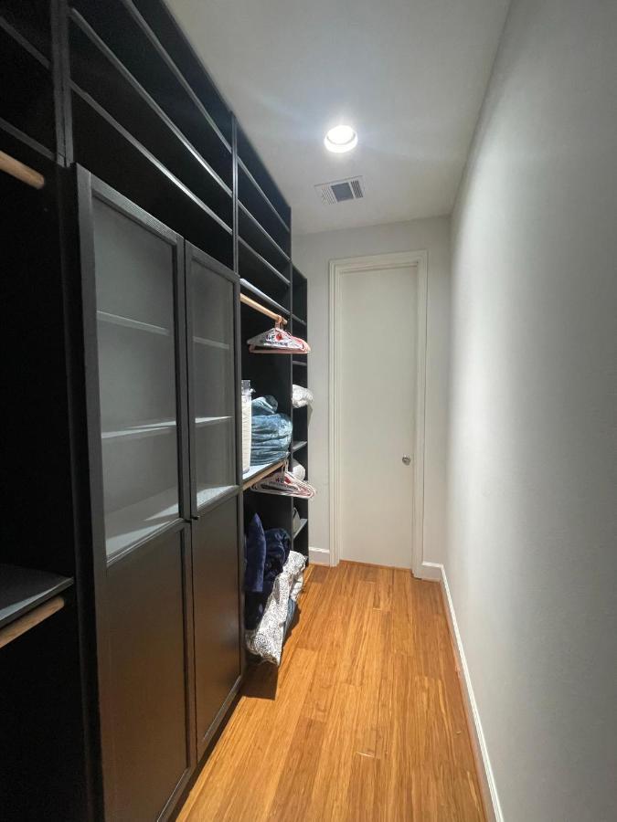 N-E-G Skai Midtown Of Houston Villa Ngoại thất bức ảnh