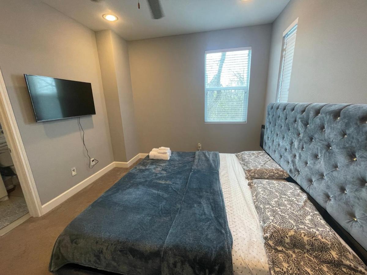 N-E-G Skai Midtown Of Houston Villa Ngoại thất bức ảnh